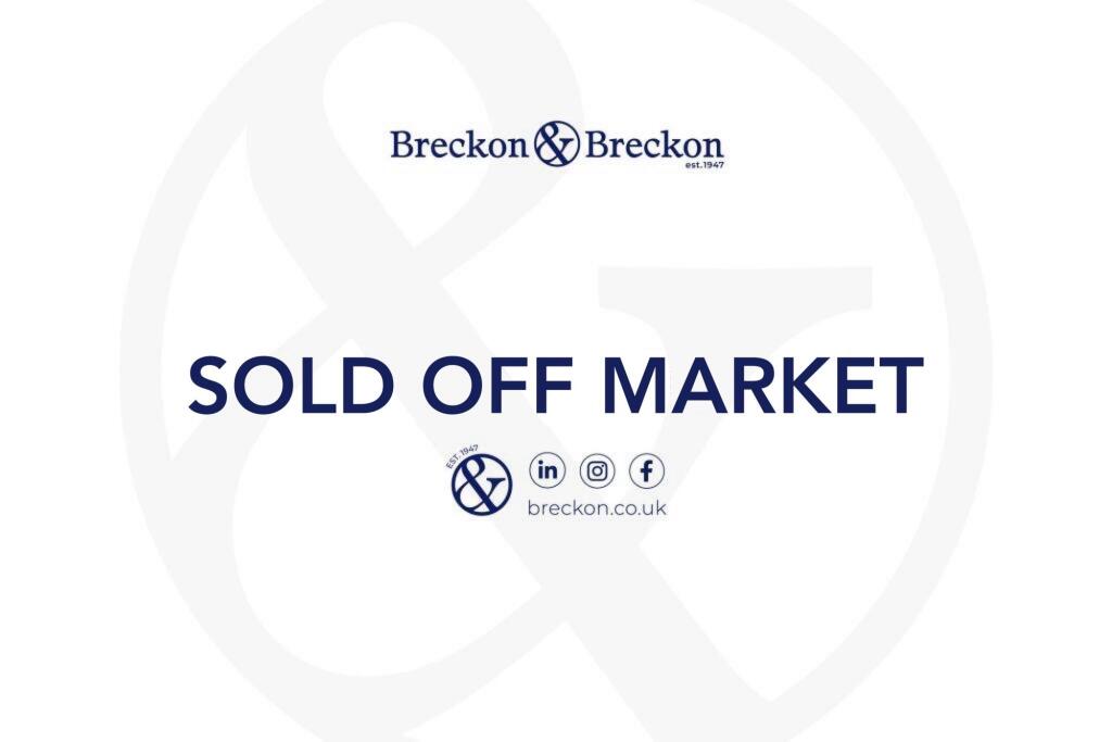 Main image of property: Pound Close, Yarnton, OX5