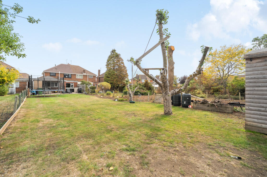 House in Swindon, Greenbridge, Coleview - View 4