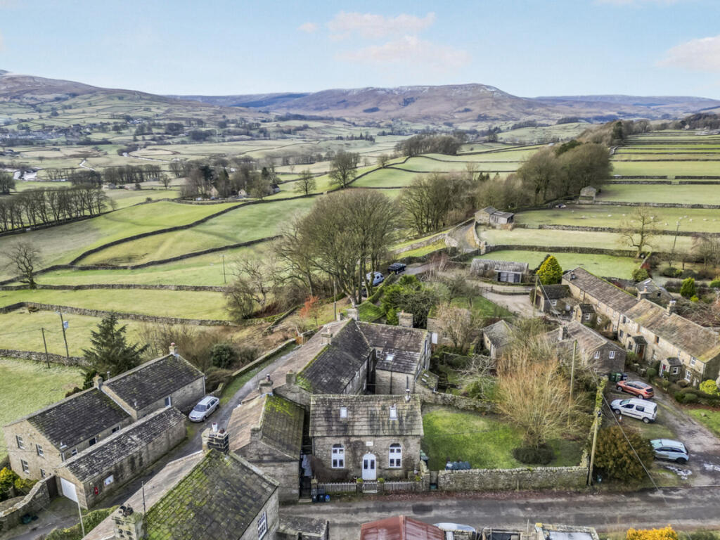 Main image of property: Chapel House, Sedbusk