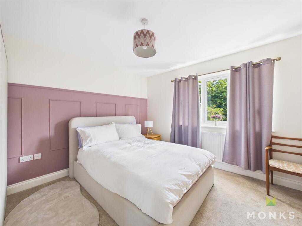 Henry Robertson Drive, Gobowen, Oswestry - View 6