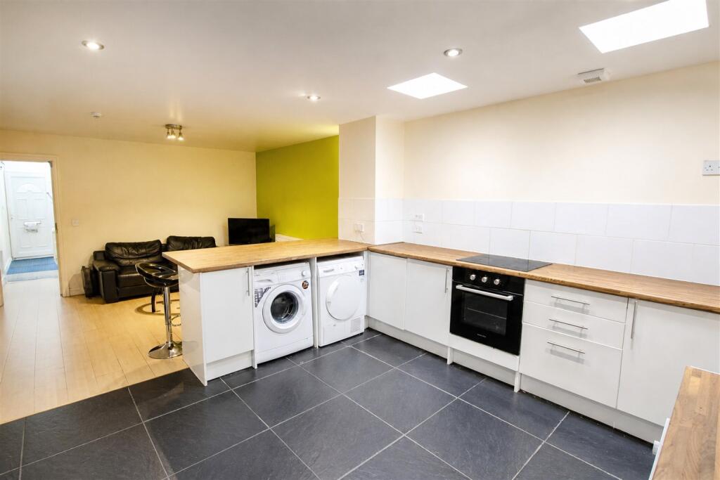 House in Birmingham, Bournbrook - View 3
