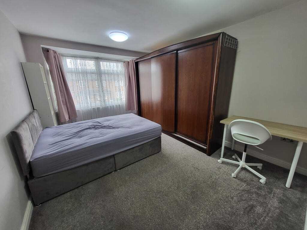 1 bedroom semi-detached house for rent