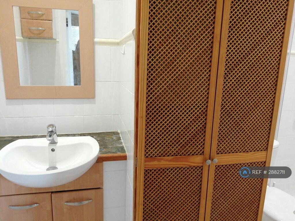 1 bedroom penthouse for rent