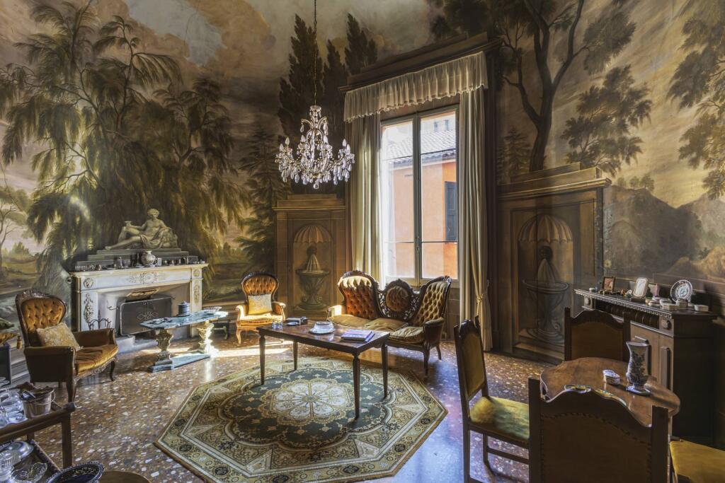Main image of property: Emilia-Romagna, Bologna, Bologna