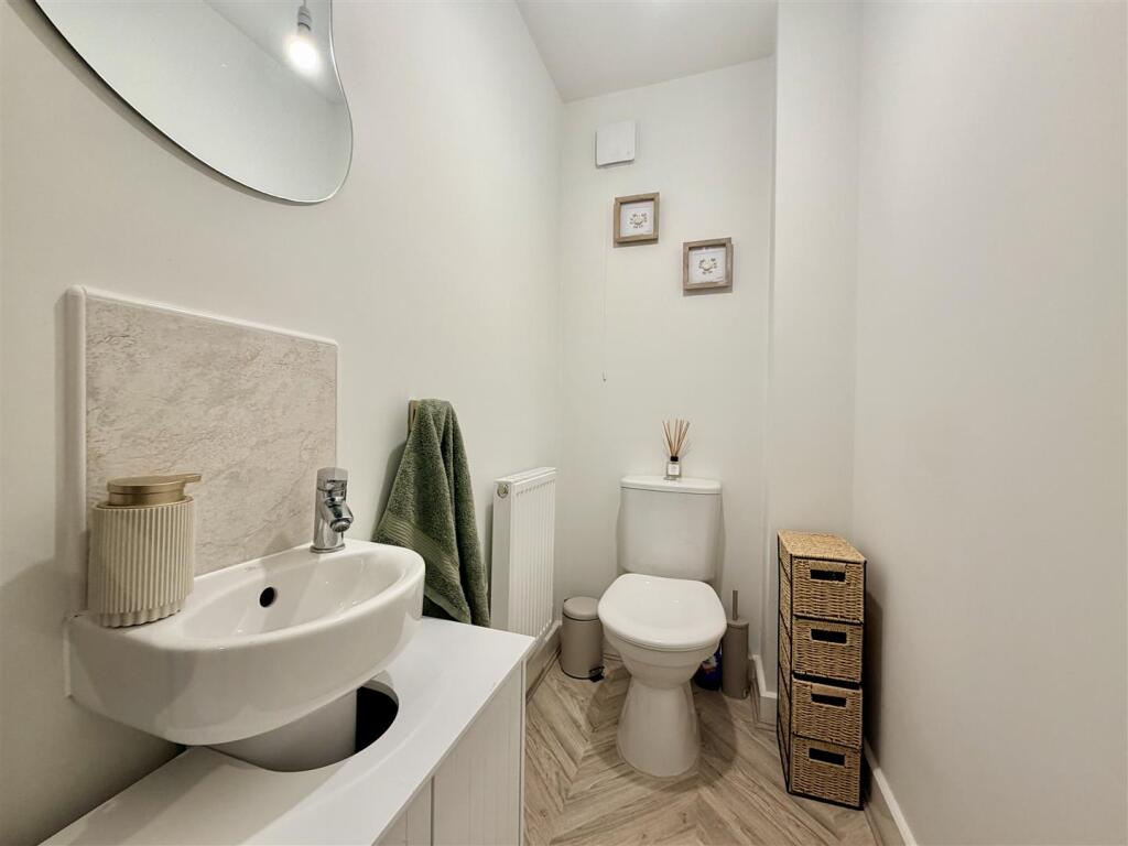 House in Telford - View 4