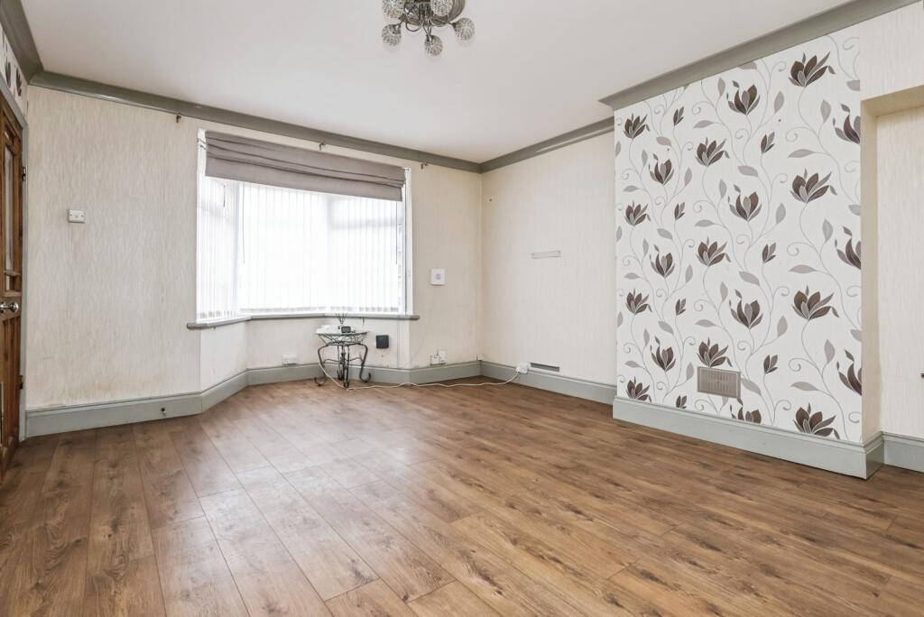 House in Birmingham, West Midlands - View 5