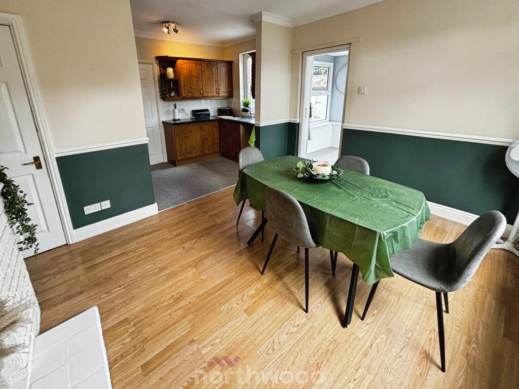 House in Doncaster, Dunsville, Hatfield - View 2