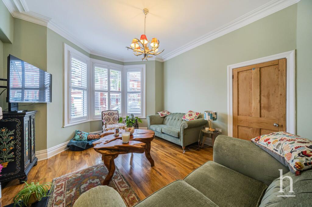 Hale Road, Wallasey, CH45 photo 2