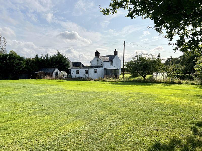Walford Heath, Shrewsbury, SY4 3AZ photo 2