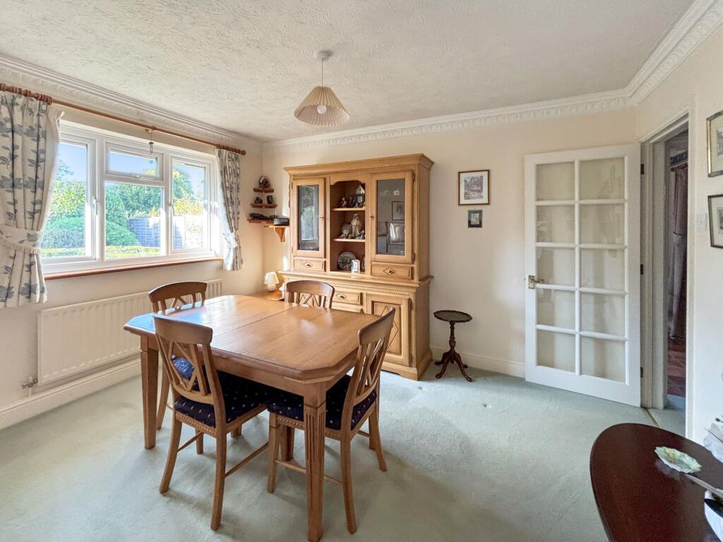 House in Tonbridge - More