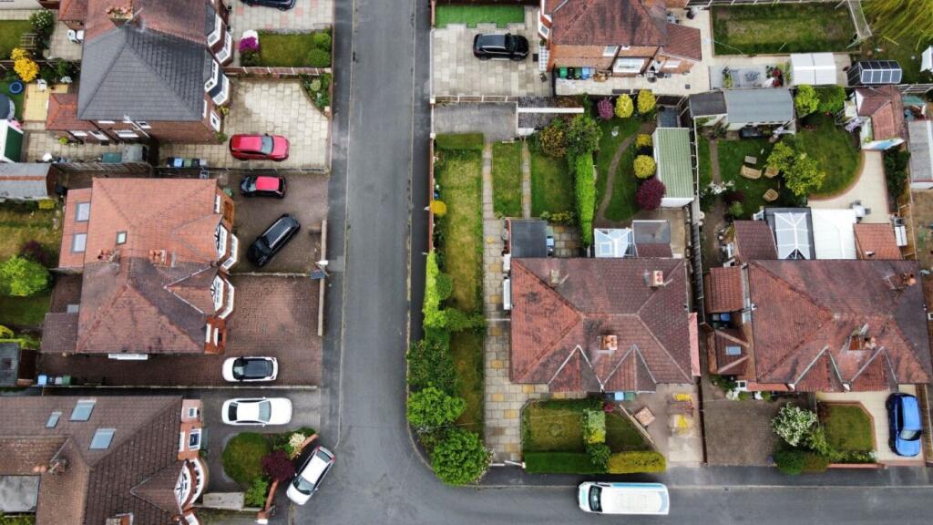 Ludford Grove, Sale, M33 4DG – pohled 4