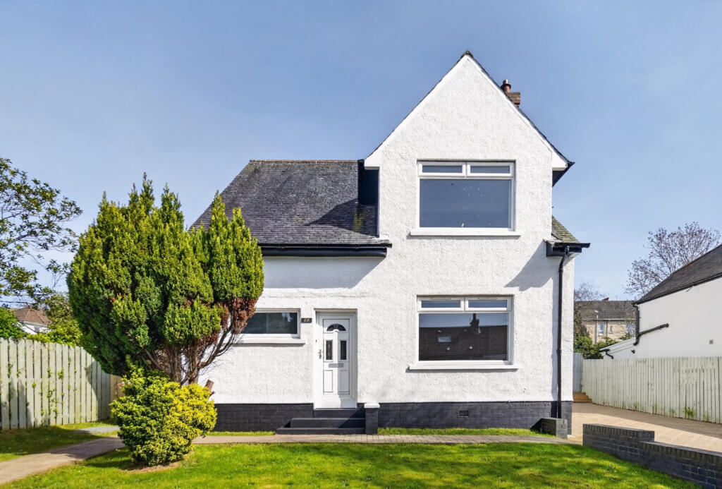 Main image of property: 28 North Middleton Drive, Largs, KA30 9JW