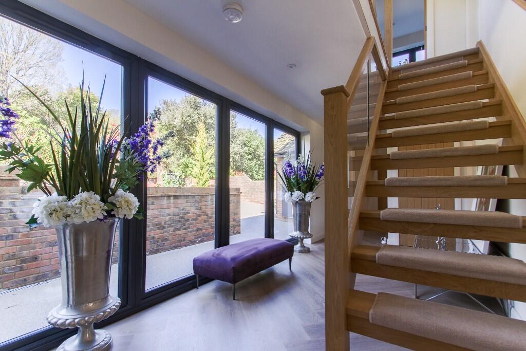 House in Eastbourne, East Sussex - View 3