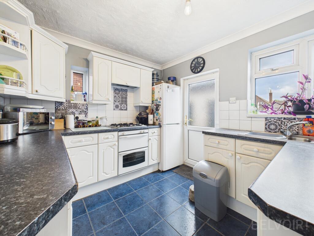 Severn Road, Bury St Edmunds, IP32 photo 4