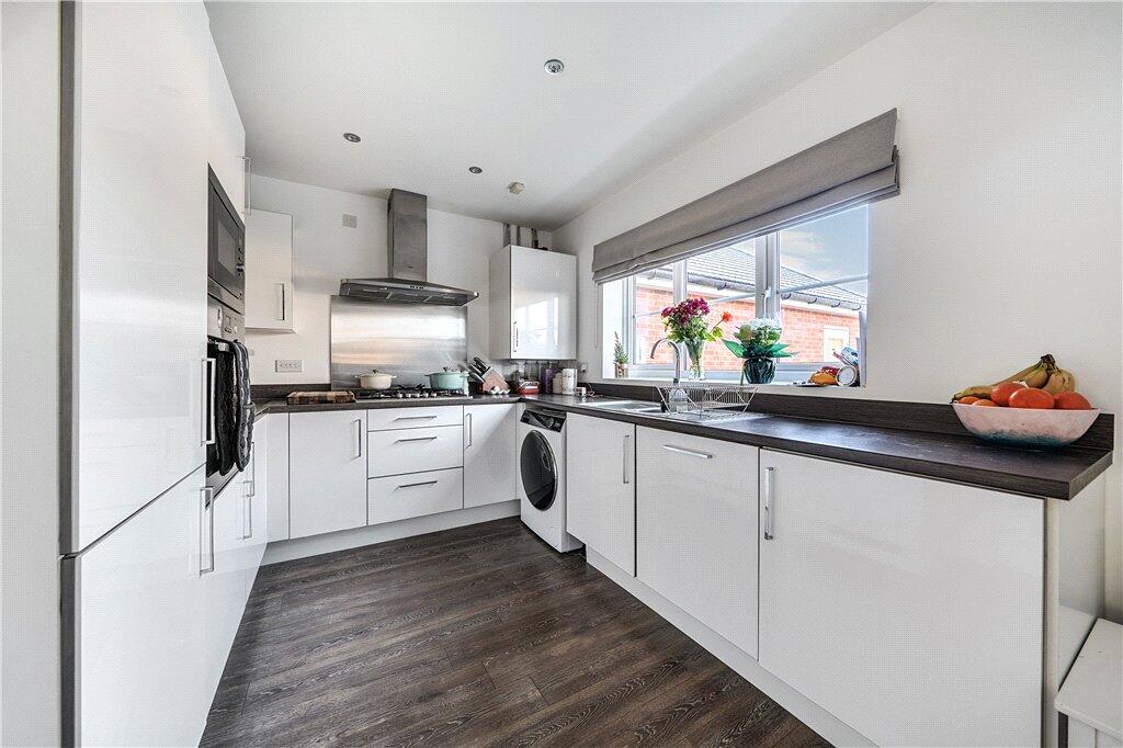 House in Southampton, Scrag Hill, North Baddesley - View 5