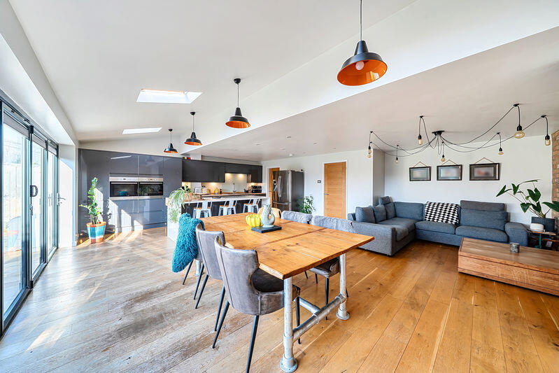 House in Vale of White Horse, Radley - View 2