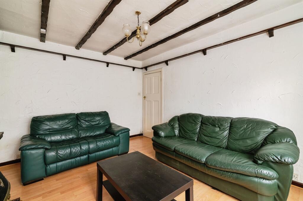 House in Nottingham, Lenton Abbey - View 4