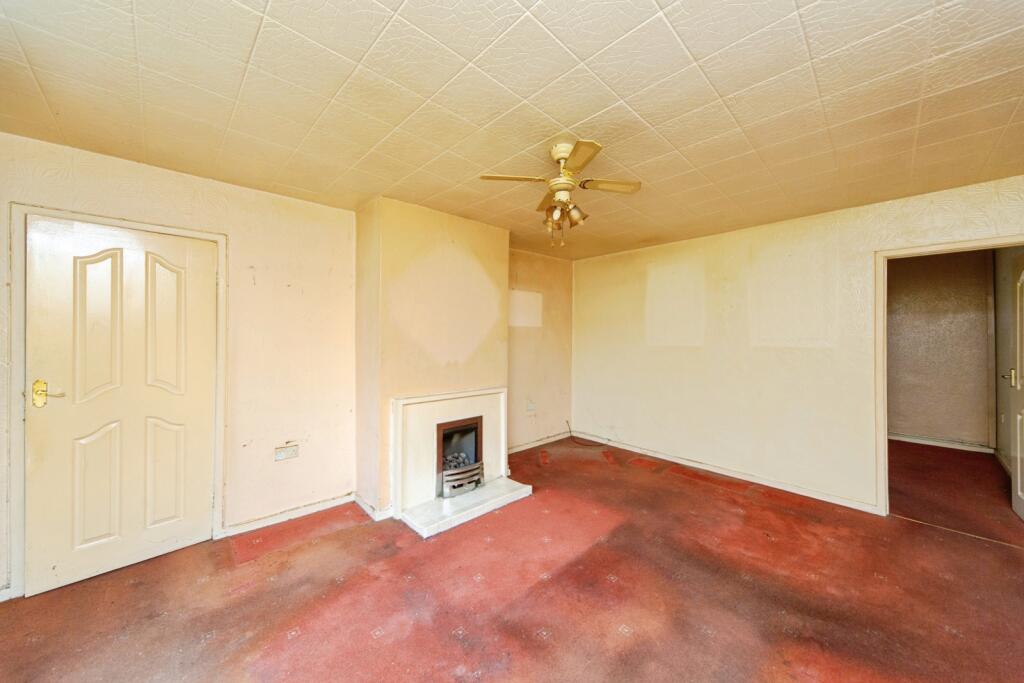 House in Sefton, Liverpool City Region - View 4