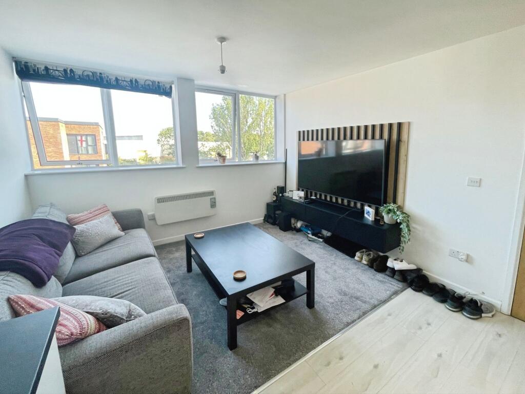 Apartment in Basingstoke and Deane, Basingstoke - View 3
