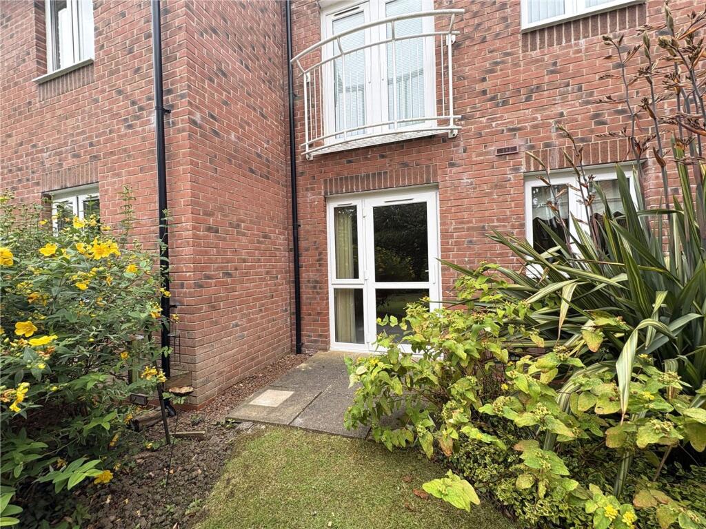 Apartment in Stockton-on-Tees - View 5