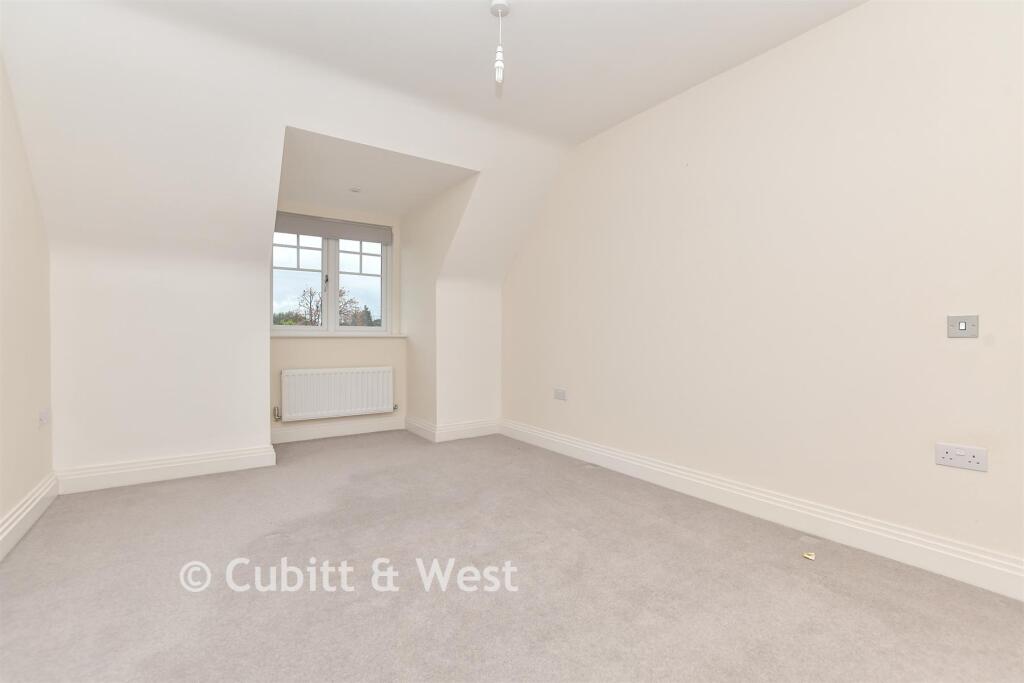 House in Kingston upon Thames - View 4