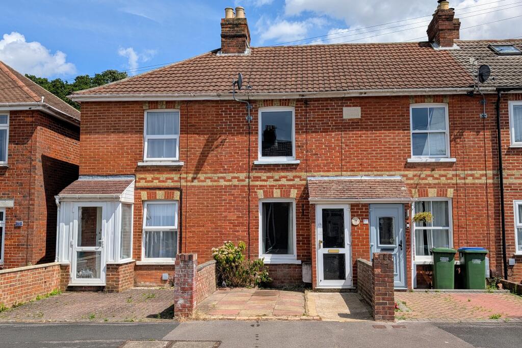 3-bed terraced on Paxton Road, Fareham, £270,000