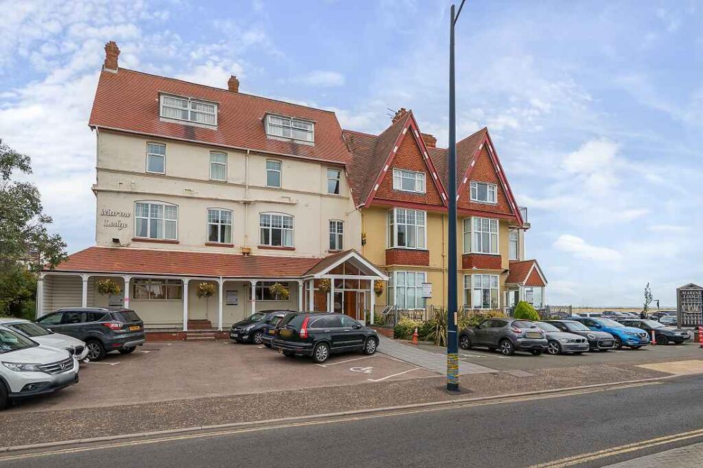Main image of property: E-519524 - Marine Lodge Hotel, 19-20  Euston Road, Great Yarmouth NR30 1EB