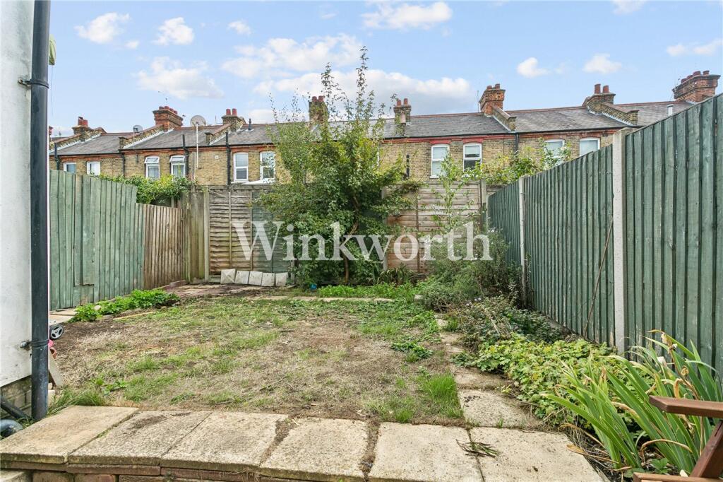 House in London - View 4