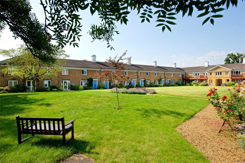 Malthouse Court, The Lindens, Towcester, Northamptonshire, NN12 photo 4
