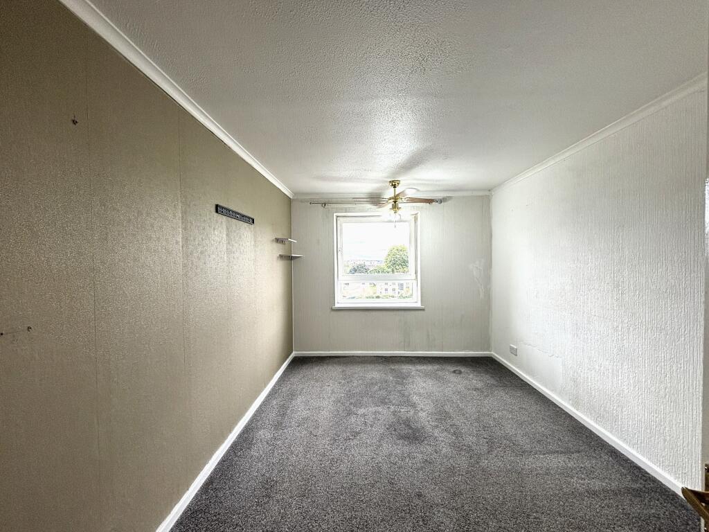 Apartment in Wolverhampton, West Midlands - More