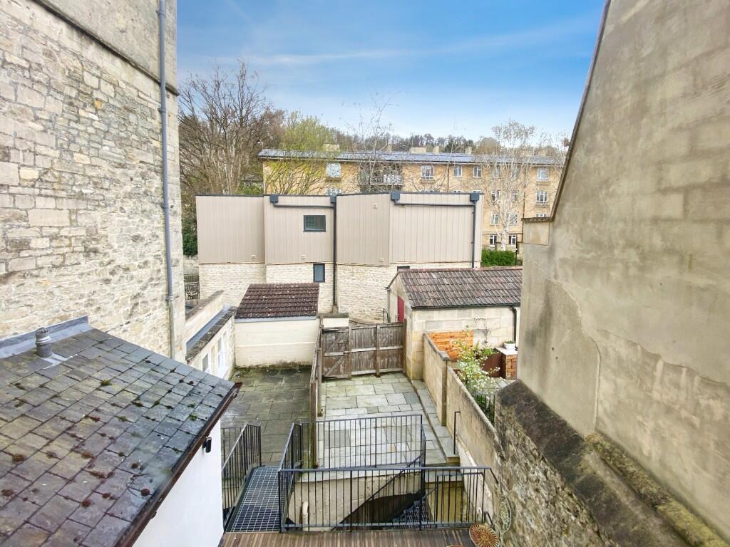 Apartment in Bath - View 3