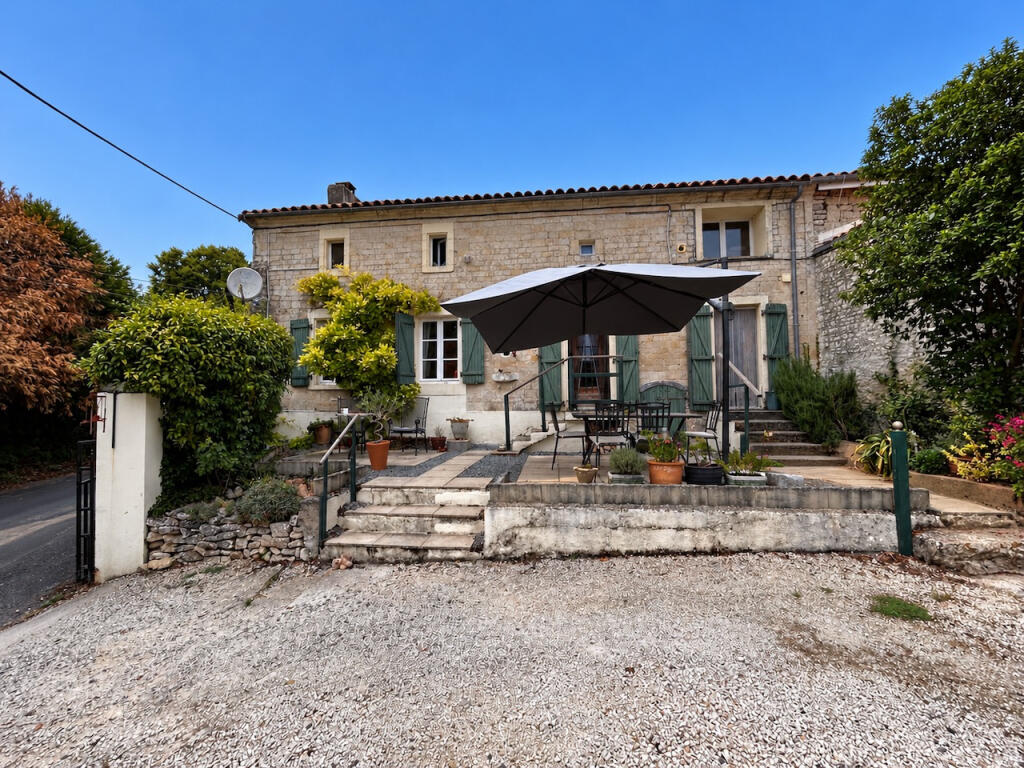 Main image of property: Poitou-Charentes, Deux-Sèvres, Chef-Boutonne