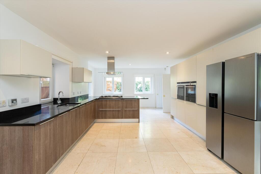 Grange Park Place, Wimbledon, London, SW20 – pohled 2