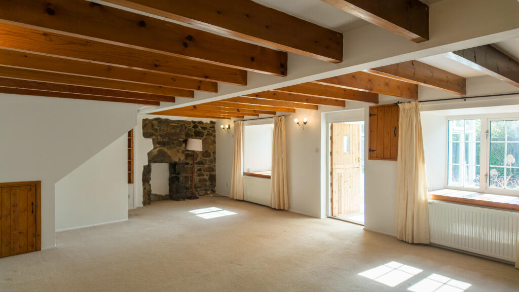 House in Truro - View 4