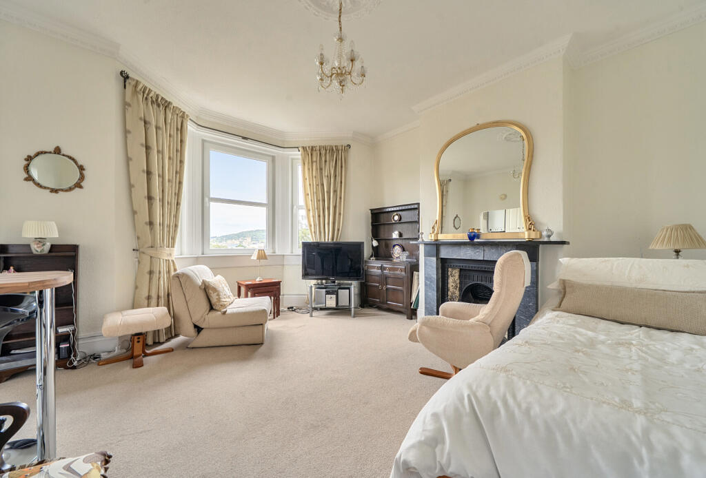Apartment in Bath, Kingsmead - View 3