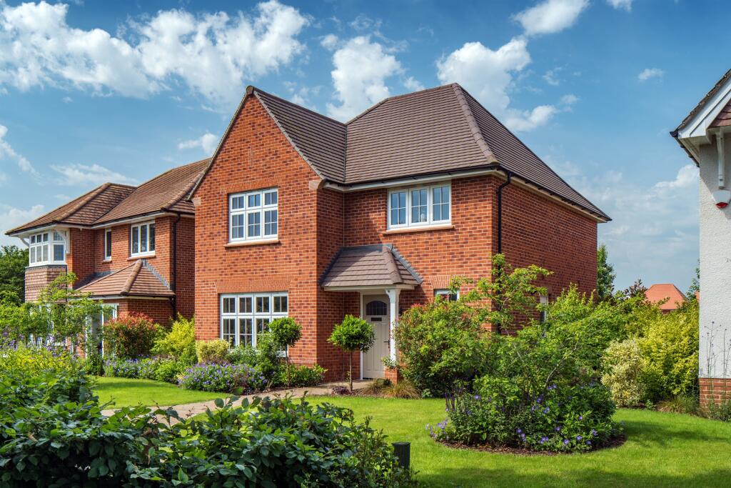 Main image of property: 3 Meadowsweet Road,
Post Hill,
Tiverton,
Devon,
EX16 4GJ