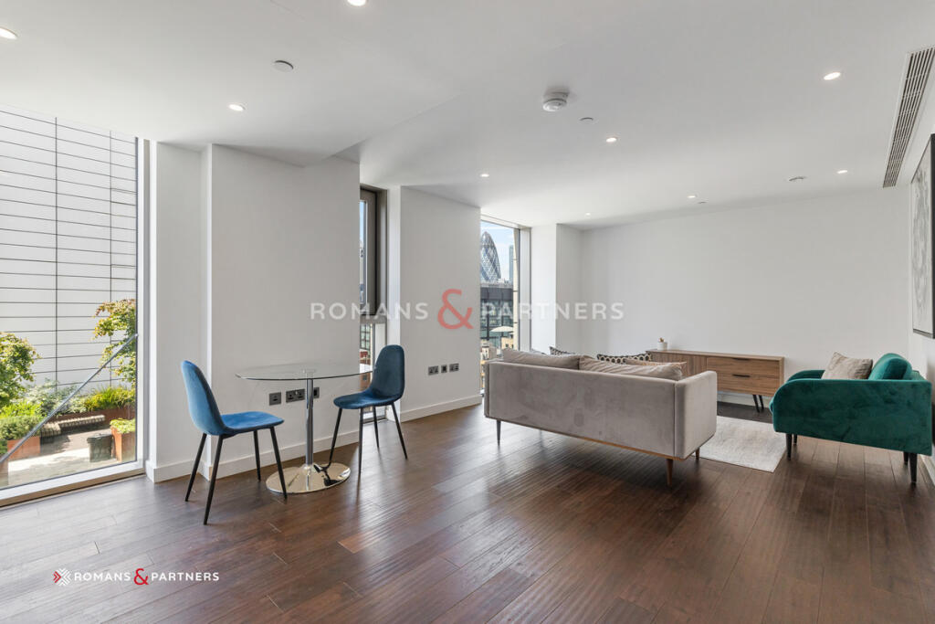 Main image of property: Lavender Place, Royal Mint Gardens, Tower Hill, E1