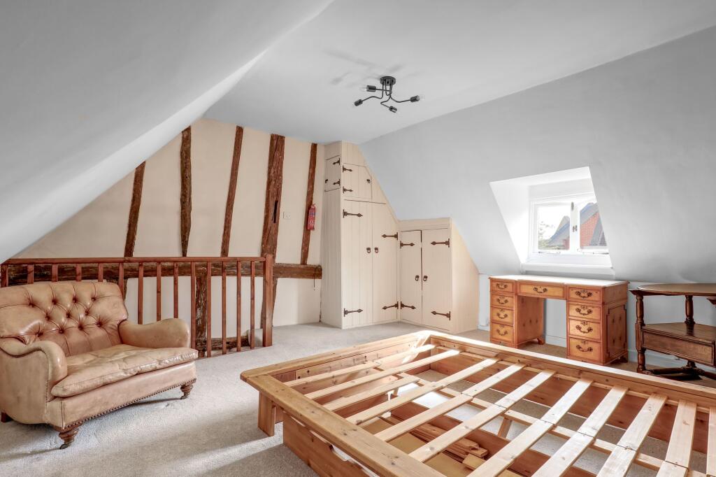 House in Ware, Stanstead Abbotts - View 5