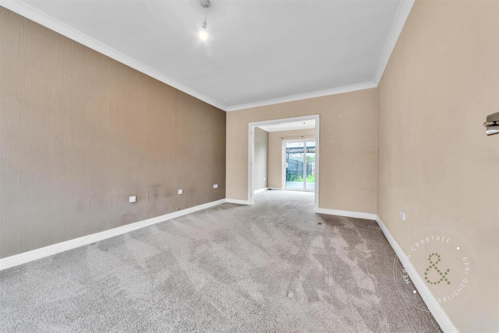 Flindo Crescent, Lansdowne Gardens, Canton, Cardiff photo 3