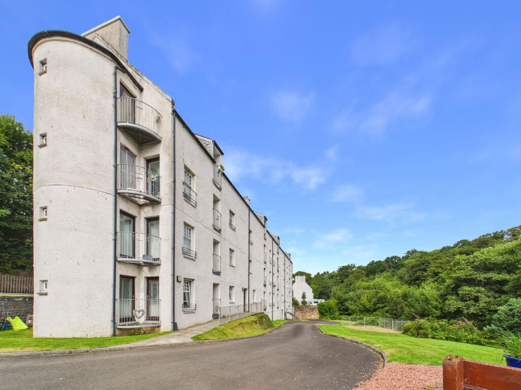 Main image of property: Flat , Ferry View, Station Road Blantyre, Blantyre, Glasgow