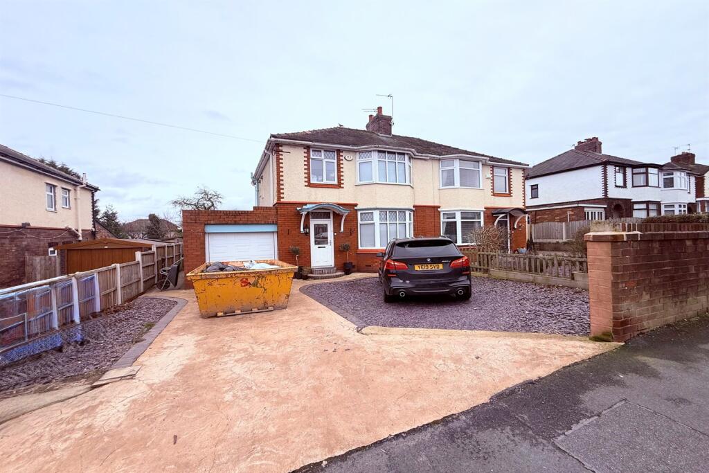 Main image of property: Heath Road, Runcorn, WA7 5TF