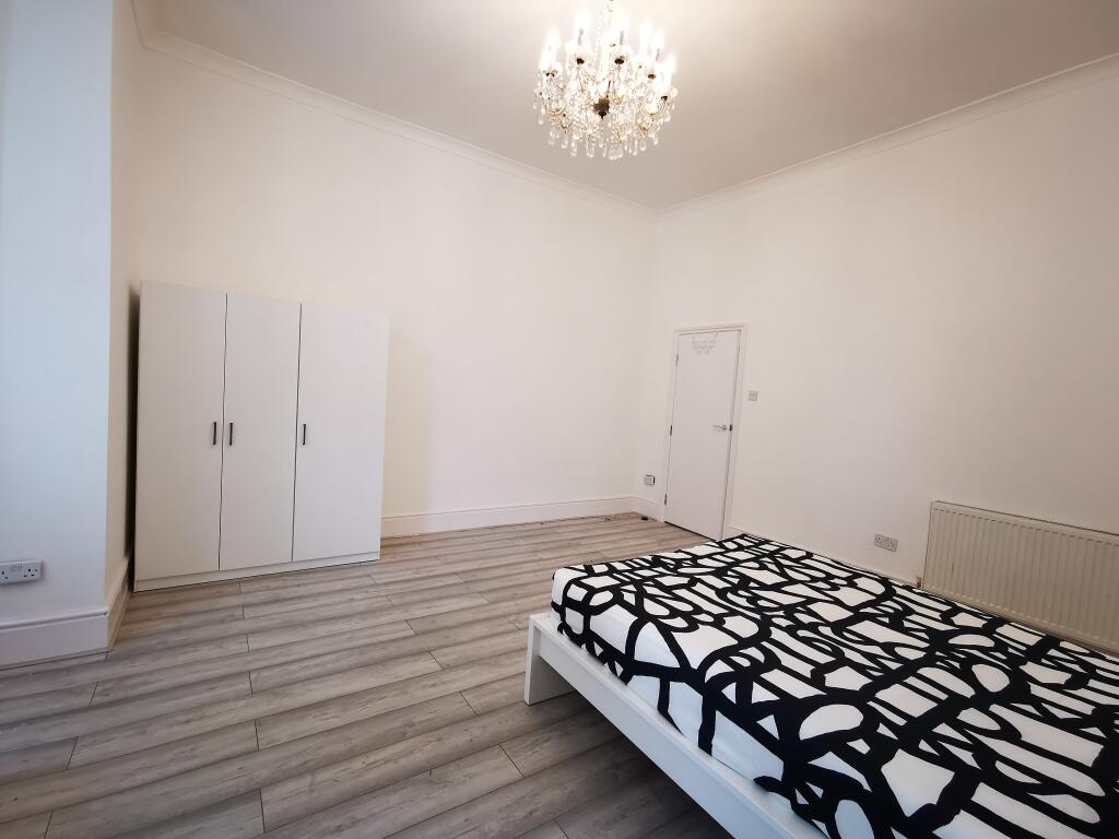 Apartment in London - View 2
