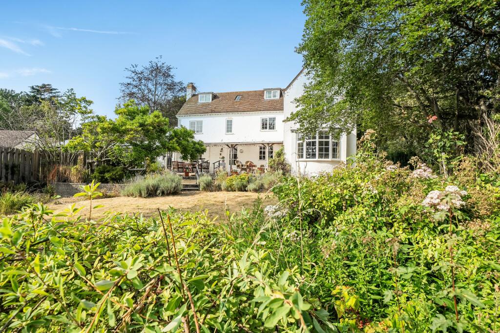 Main image of property: Main Street, Cropthorne, WR10