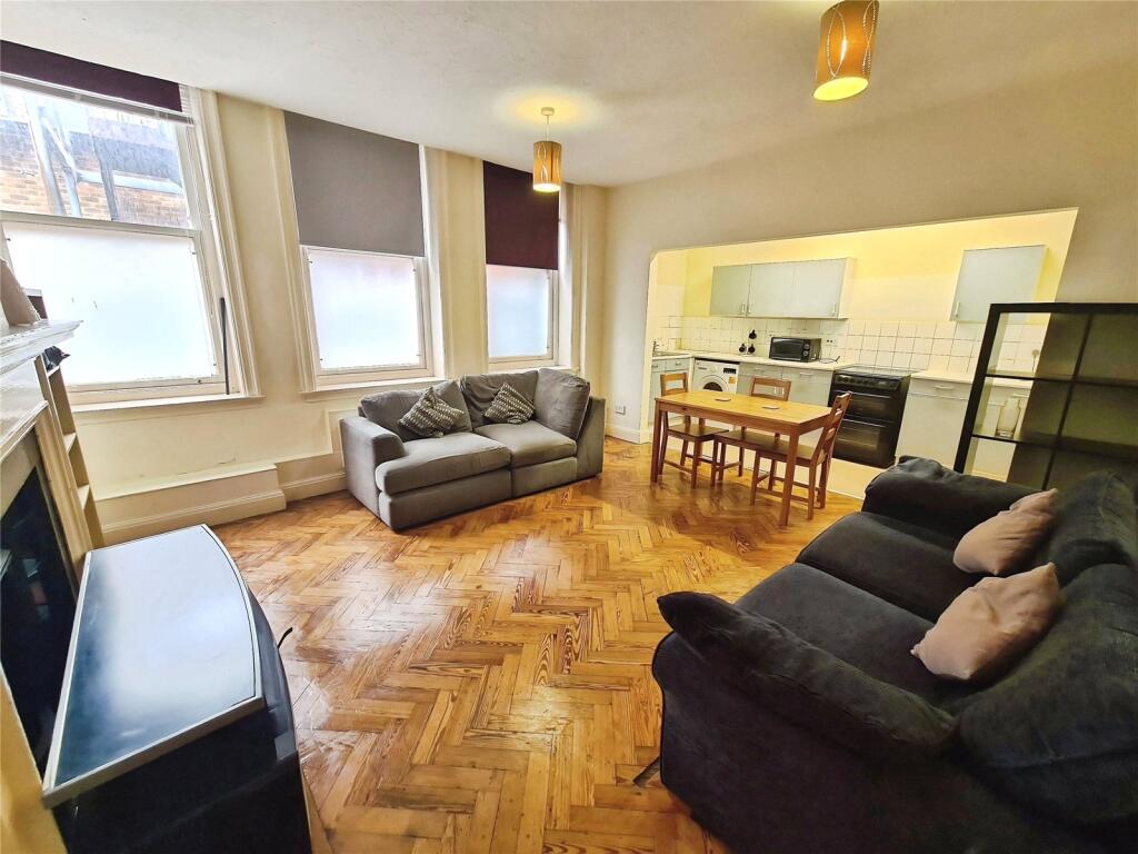 Apartment in Southampton - More