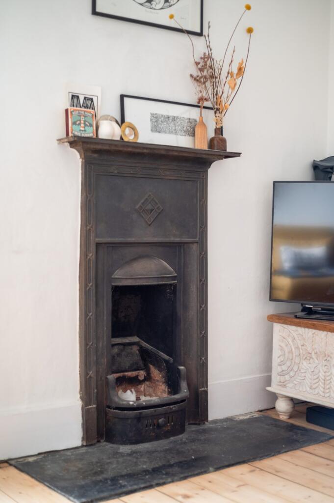 37/12 Sandport Street, Shore, Edinburgh, EH6 photo 4