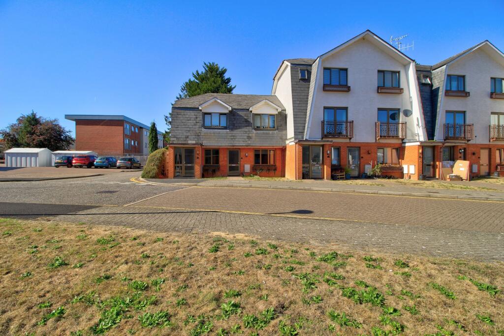 Main image of property: Braeside, Binfield