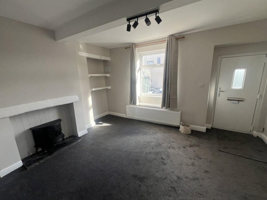 House in Bradford, Keighley - View 4