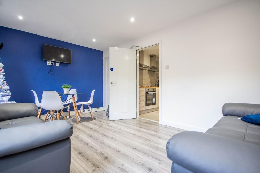 House in Leicester - View 3