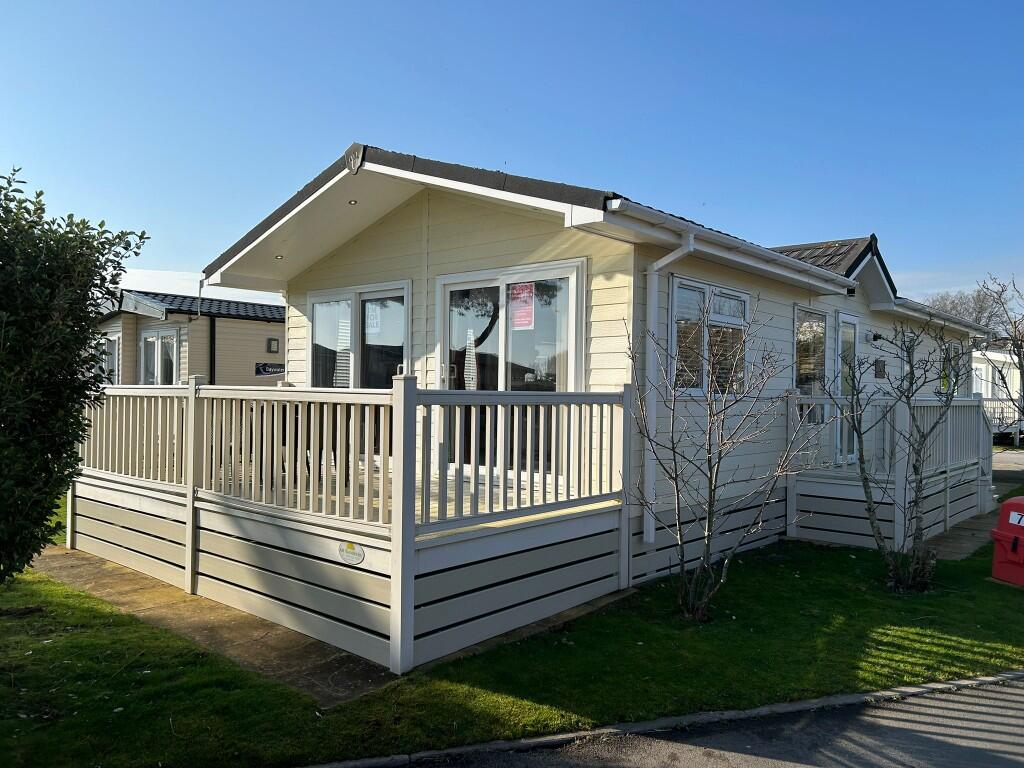 Main image of property: Victory Versailles, Par Beach, Par, Cornwall, PL24