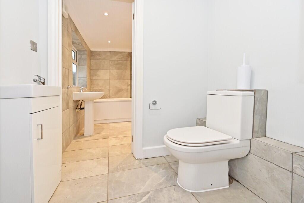 House in Stoke-on-Trent - View 4